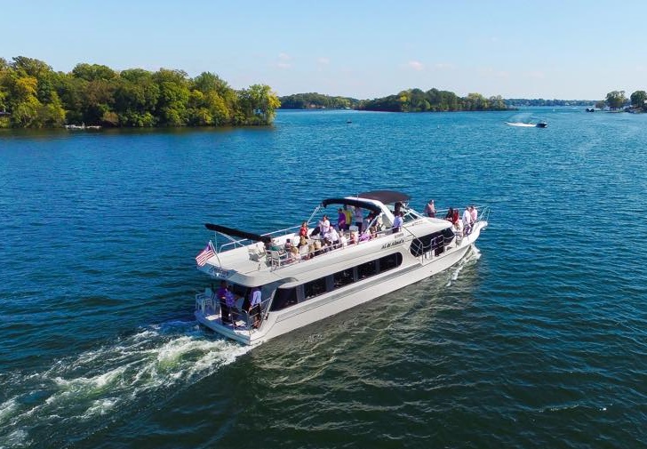 lake minnetonka dinner cruise